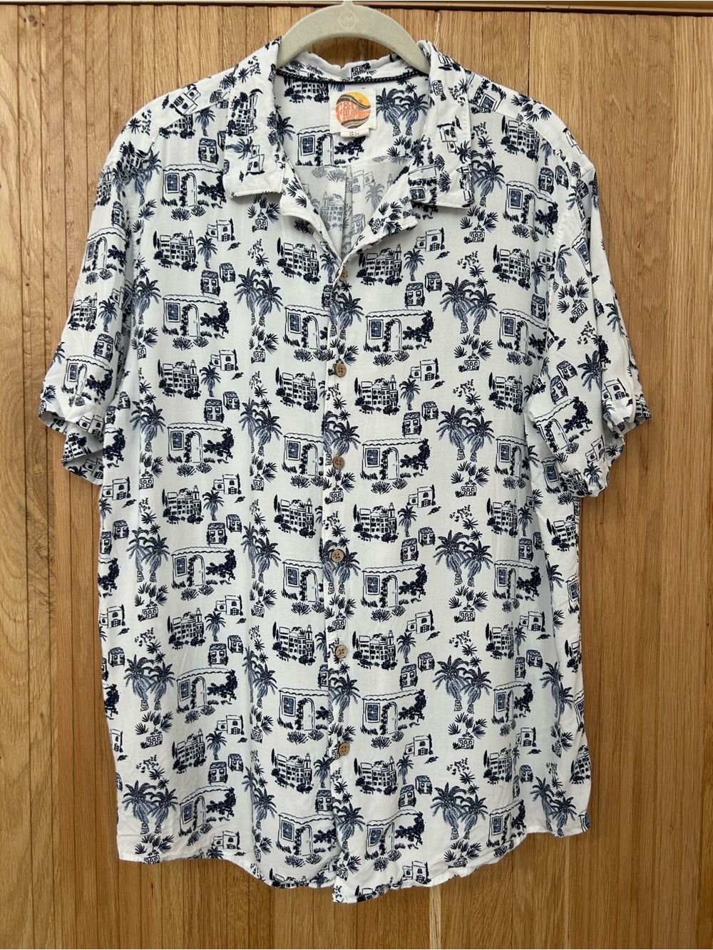 Women’s C & C California Short Sleeve Tropical Print Shirt - White/Navy
